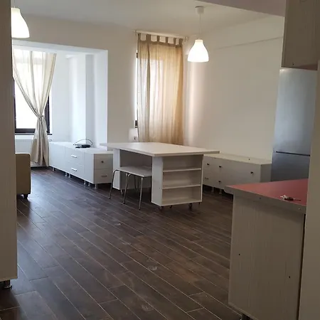 Apartment Pipera Park Lake View Bucharest