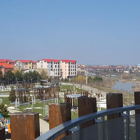 Pipera Park Lake View Apartment *