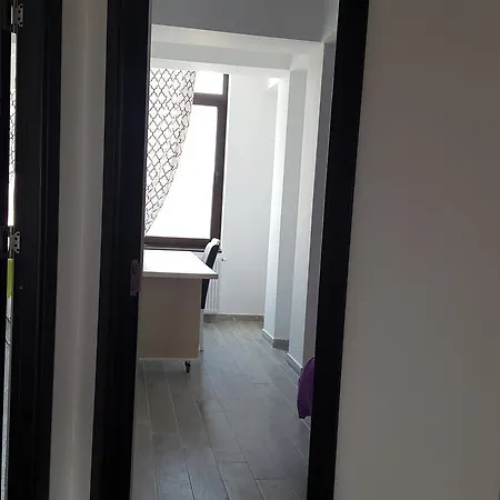 Pipera Park Lake View Apartment *
